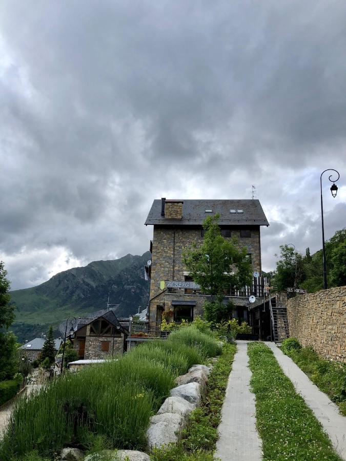 Alberg Estación Exterior foto